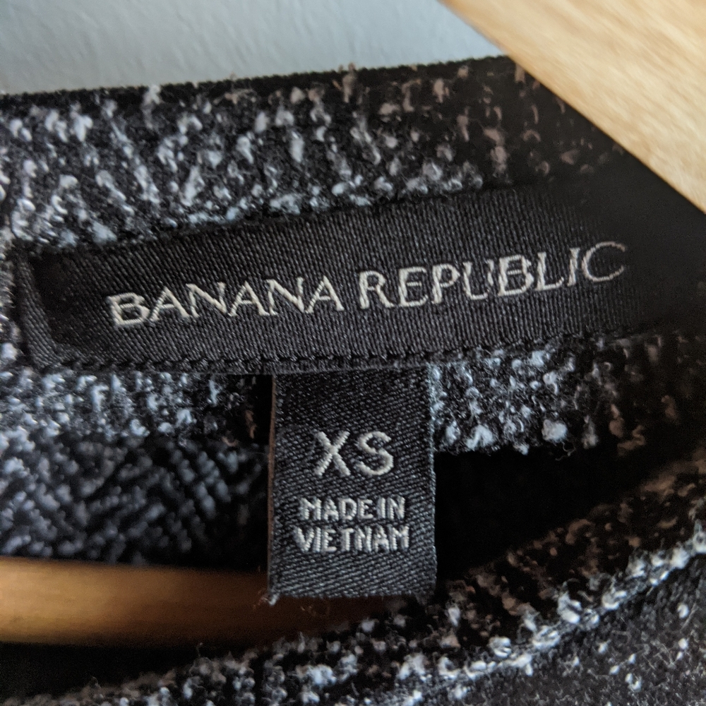 Banana Republic Holiday Top Sparkly Pockets Zipper - Picture 7 of 7